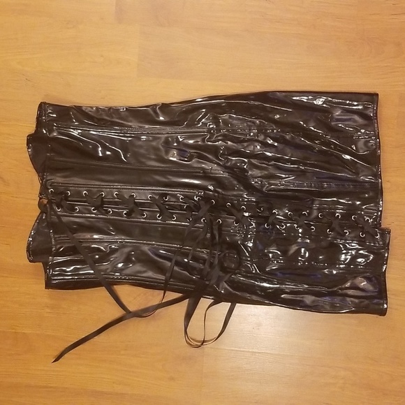 Kinky Black Strapless Latex Dress - Picture 3 of 3